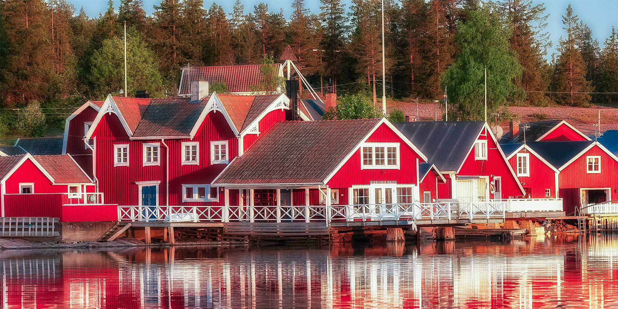 red houses